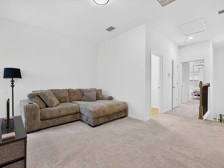 4064 Via Sienna Cir — Photo 22