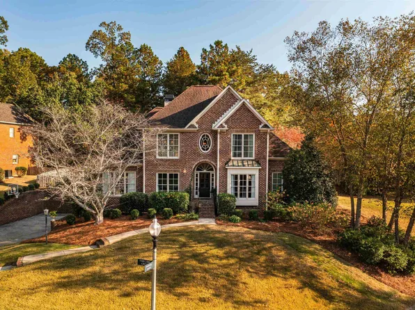 601 Park Lake Cir, Birmingham, AL 35242