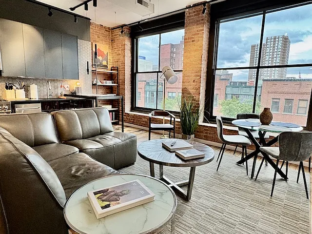 Bentley Lofts — Photo 30