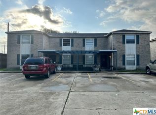 206 Regency Ave, Victoria, TX 77904