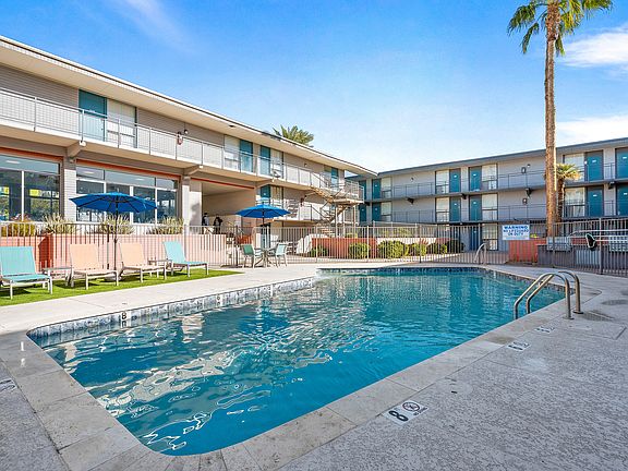 Seventh Apartments Pool