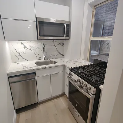 Rented by Palladium Property Group | media 4