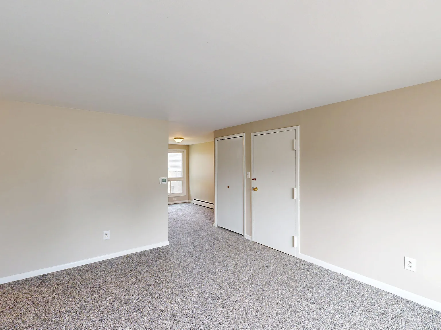 2 bed, 872 sqft, $1,245 — Photo 4