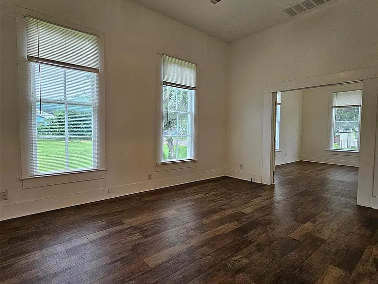 401 Shaw St — Photo 20
