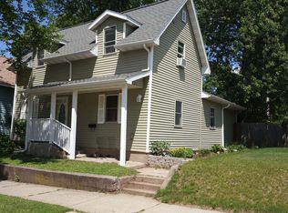 111 24th St S, La Crosse, WI 54601