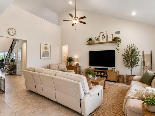 305 Painted Creek Way, Kyle, TX 78640