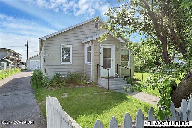 1st image of 1411 Mary Ann St