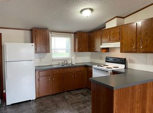 102 Shelby St, Hickory, NC 28601