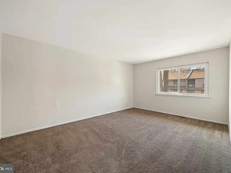 909 Timber Creek Rd — Photo 18