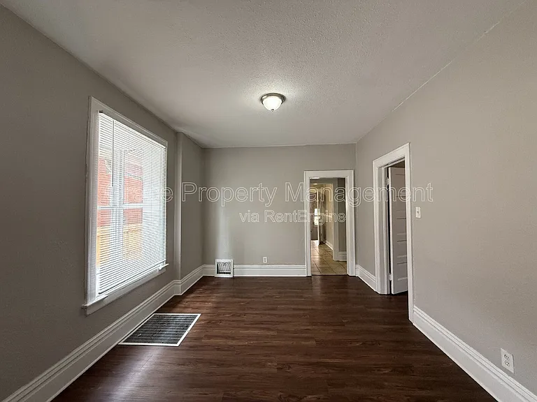 451 S Sherman St — Photo 5