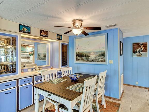 5th image of 1363 Barefoot Cir