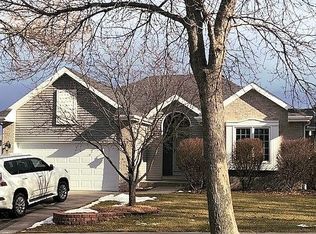 6730 Stephanie Ln, Lincoln, NE 68516