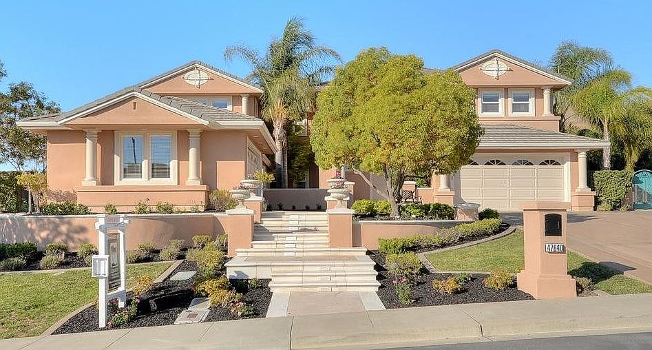 1st image of 47640 Avalon Heights Ter