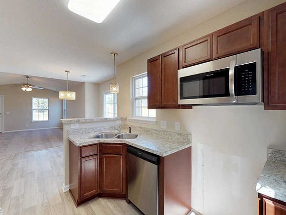 2nd image of 3613 Ramsey Dr