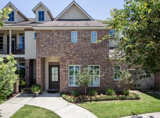 110 Stonehurst Dr, Youngsville, LA 70592