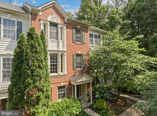 4302 Thomas Brigade Ln, Fairfax, VA 22033