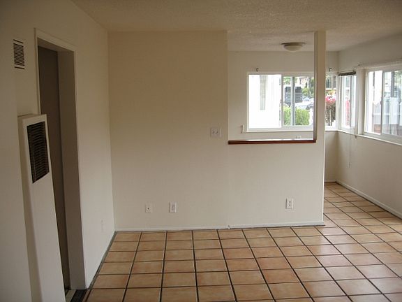 Huge Bright Living Room