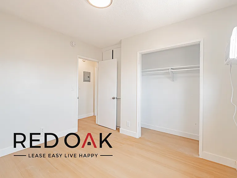 836 E 24th St #8 — Photo 12