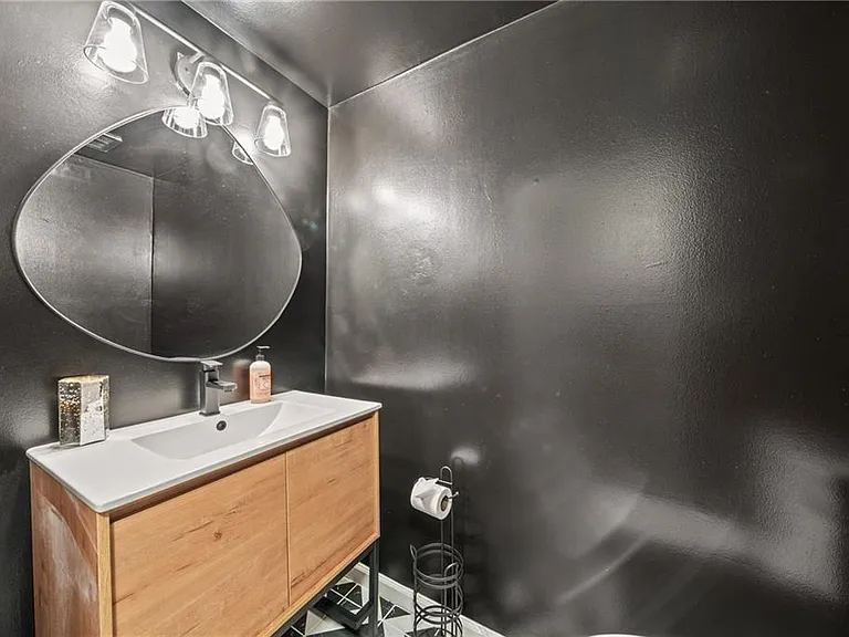 4300 Roswell Rd NE #28 — Photo 5