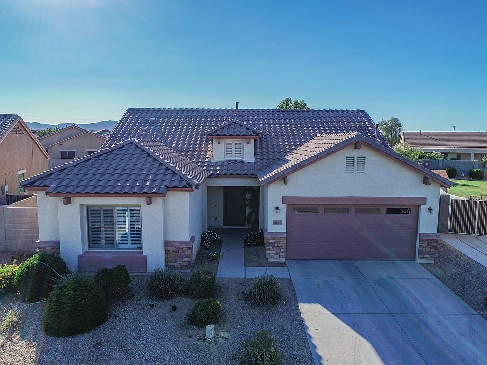 1st image of 11656 N 164th Dr