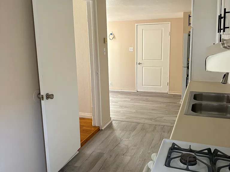 4619-23 Bancroft St #A — Photo 2
