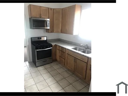 5221 S Carpenter St #2 — Photo 12