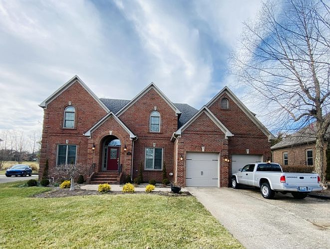 1st image of 1109 Chetford Dr