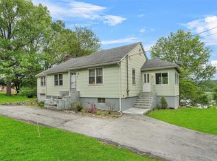 98 High St, Chester, NY 10918