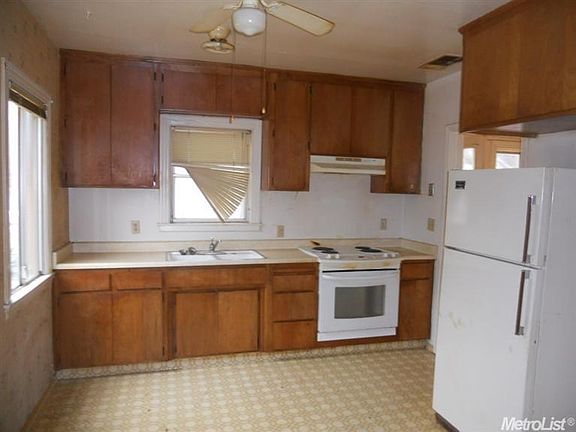 5th image of 1829 Willow Ave