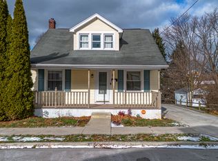 717 New St, Roaring Spring, PA 16673