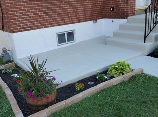 225 Edgewood Ave, Folsom, PA 19033