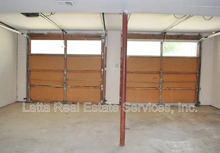 2916 SW Jackson St — Photo 16
