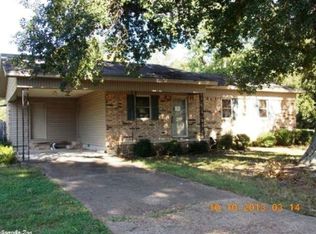 214 N Fir St, Beebe, AR 72012