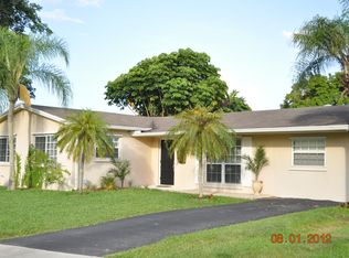 10221 SW 102nd Ave, Miami, FL 33176