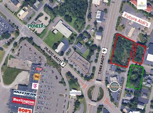 10 School St, Latham, NY 12110