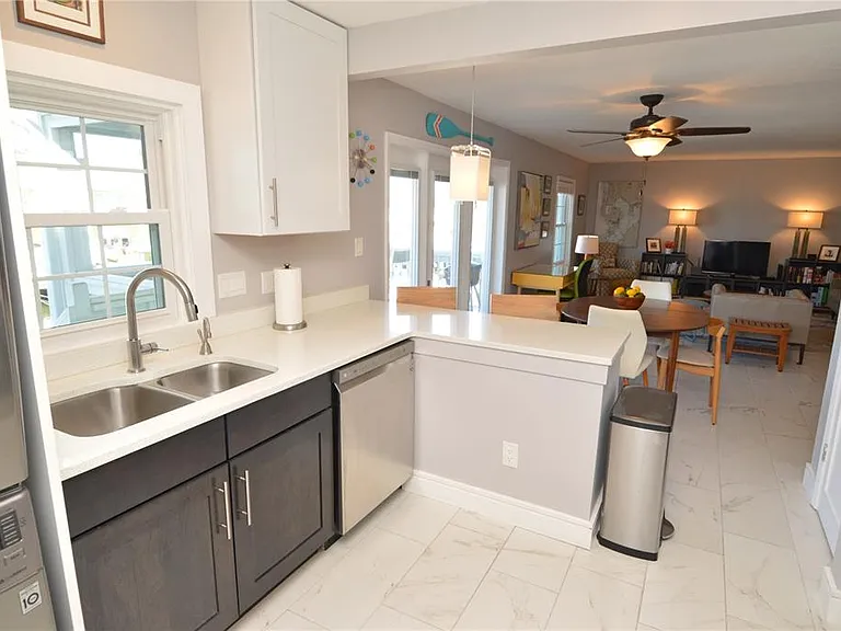 5245 Coquina Key Dr SE #D — Photo 15