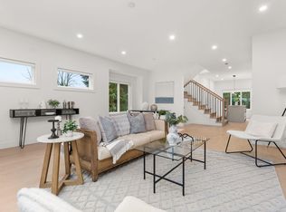 2522 Campbell Ave #1, Abbotsford, BC V2S 4A4