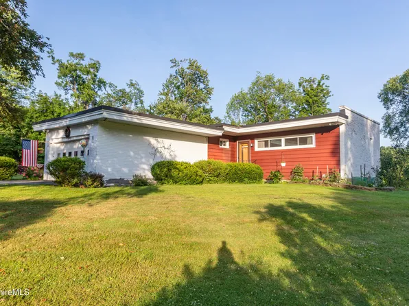 62 Braeburn Rd, Dalton, MA 01226