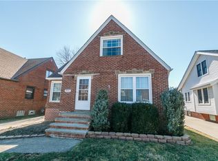 8011 Dorothy Ave, Parma, OH