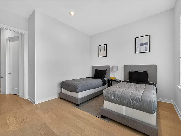 2617 Live Oak St — Photo 16