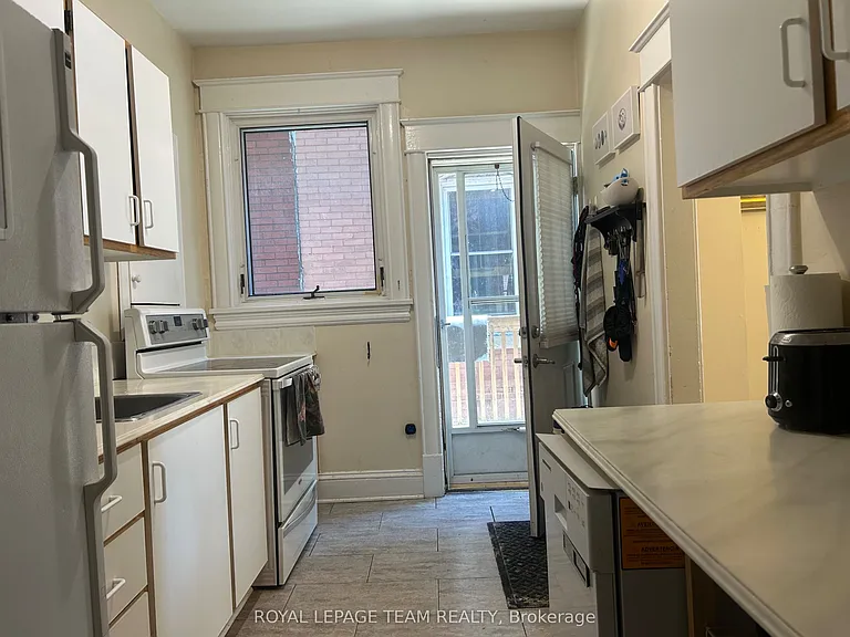 427 Sunnyside Ave #A — Photo 6
