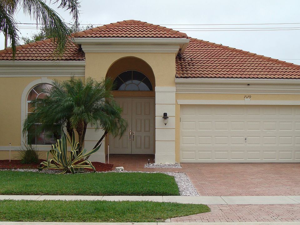 1st image of 7179 Demedici Cir