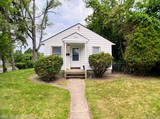 17605 Fenton St, Detroit, MI 48219