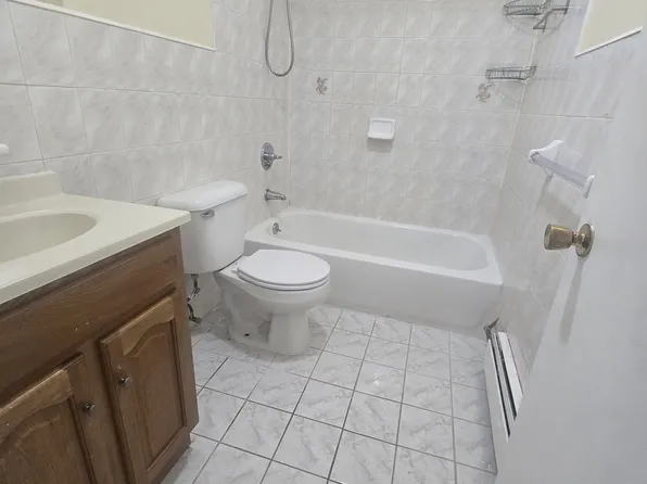13507 223rd St, Springfield Gardens, NY