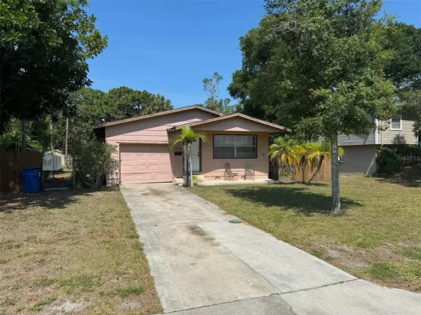 6220 Pershing St NE, Saint Petersburg, FL 33702
