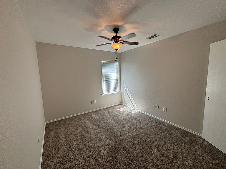 2748 Wakecrest Dr — Photo 26