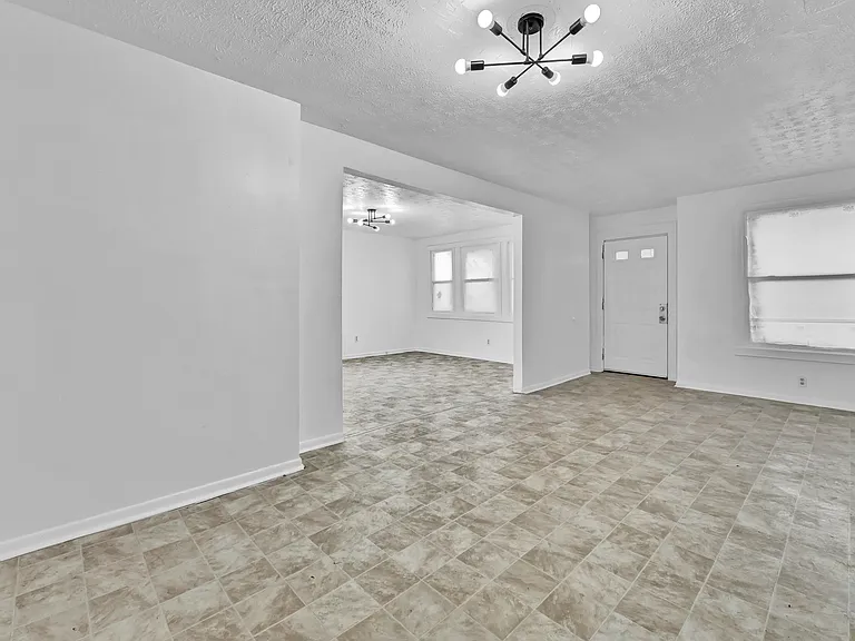 9502 Talbot Ave — Photo 7