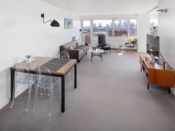 3rd image of 215 Park Row APT 21H