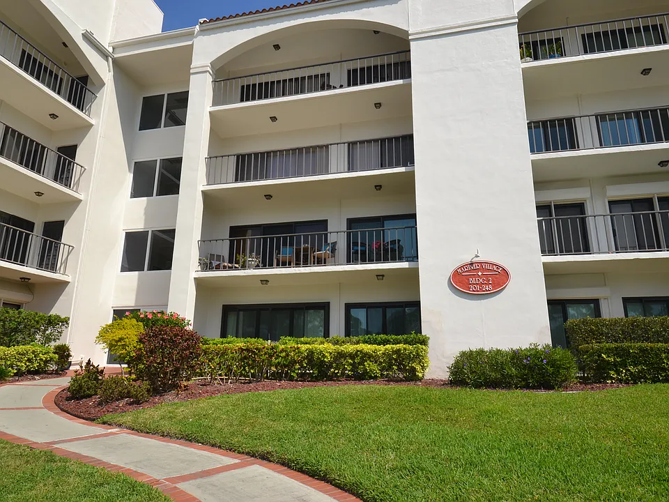 238 Mariner Dr