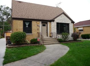 2452 S 7th Ave, North Riverside, IL 60546